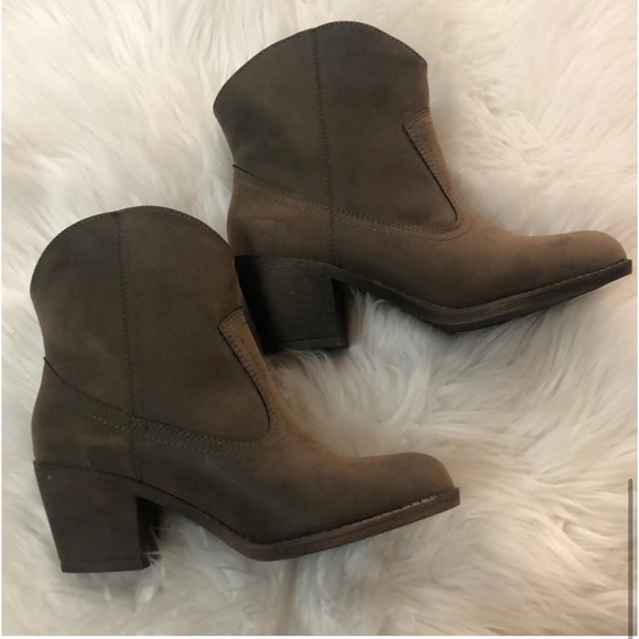 Rocket Dog Brown Booties - Picture 5 of 6